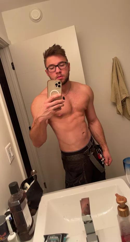 Who likes tradesmen ? ;) by dubstepdaddyx