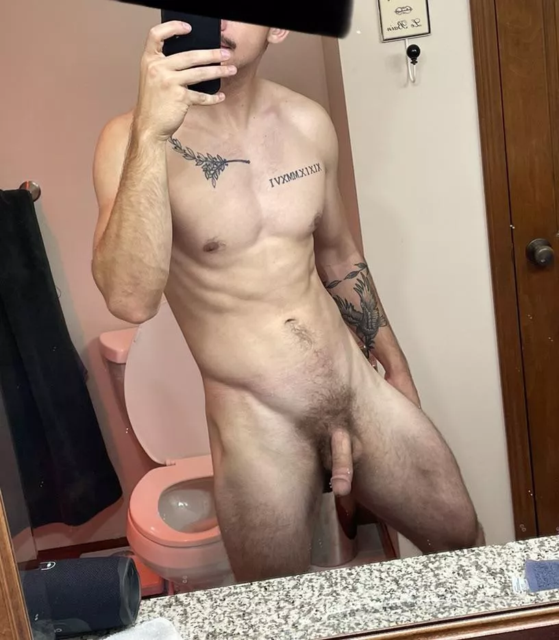 Who likes what they see posted by OnlyFansDeanPaxton