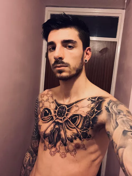 Who likes what they see 😉 by bsellismodelling