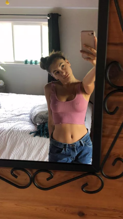 who needs a bra OC by alyssagilbertt