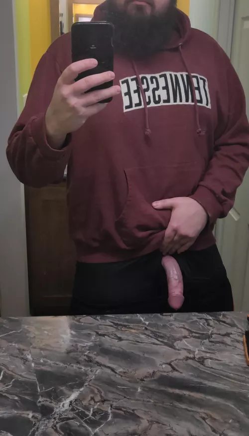 Who needs a pounding this vday? by anonguy4219