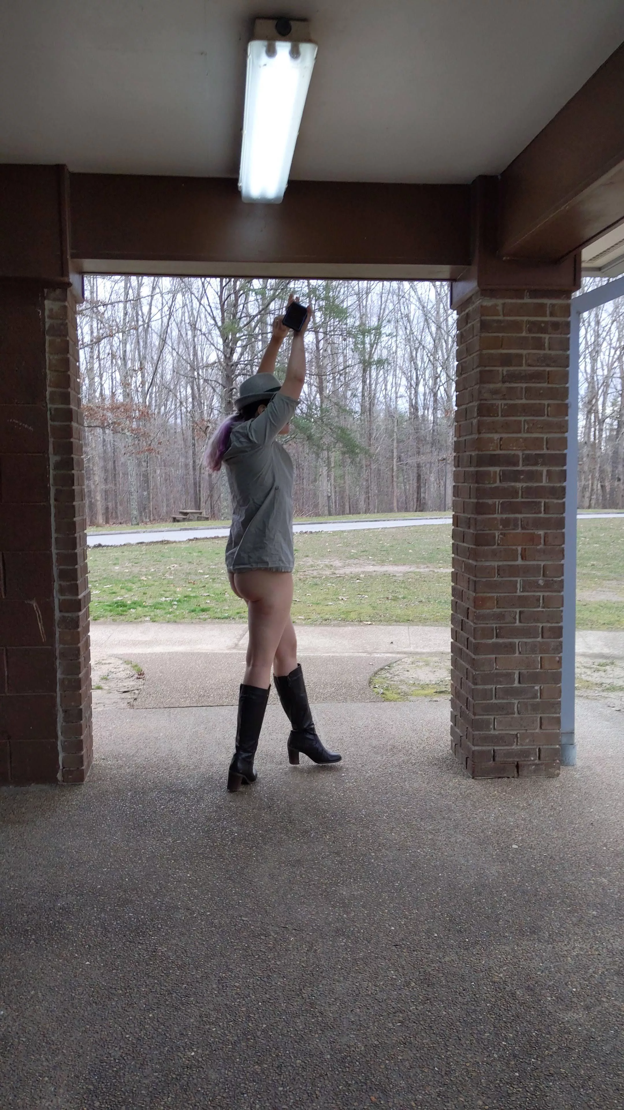 Who needs pants? [OC] posted by mjtherose