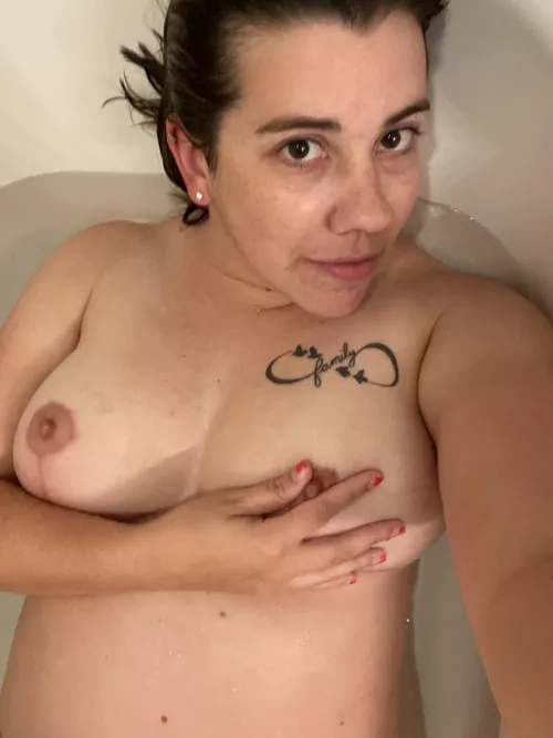 Who needs to be emptied tonight? by kat_avery2021