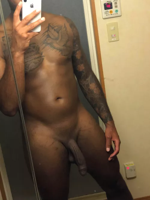 Who odwn to give me some head? by chufferimmaterial