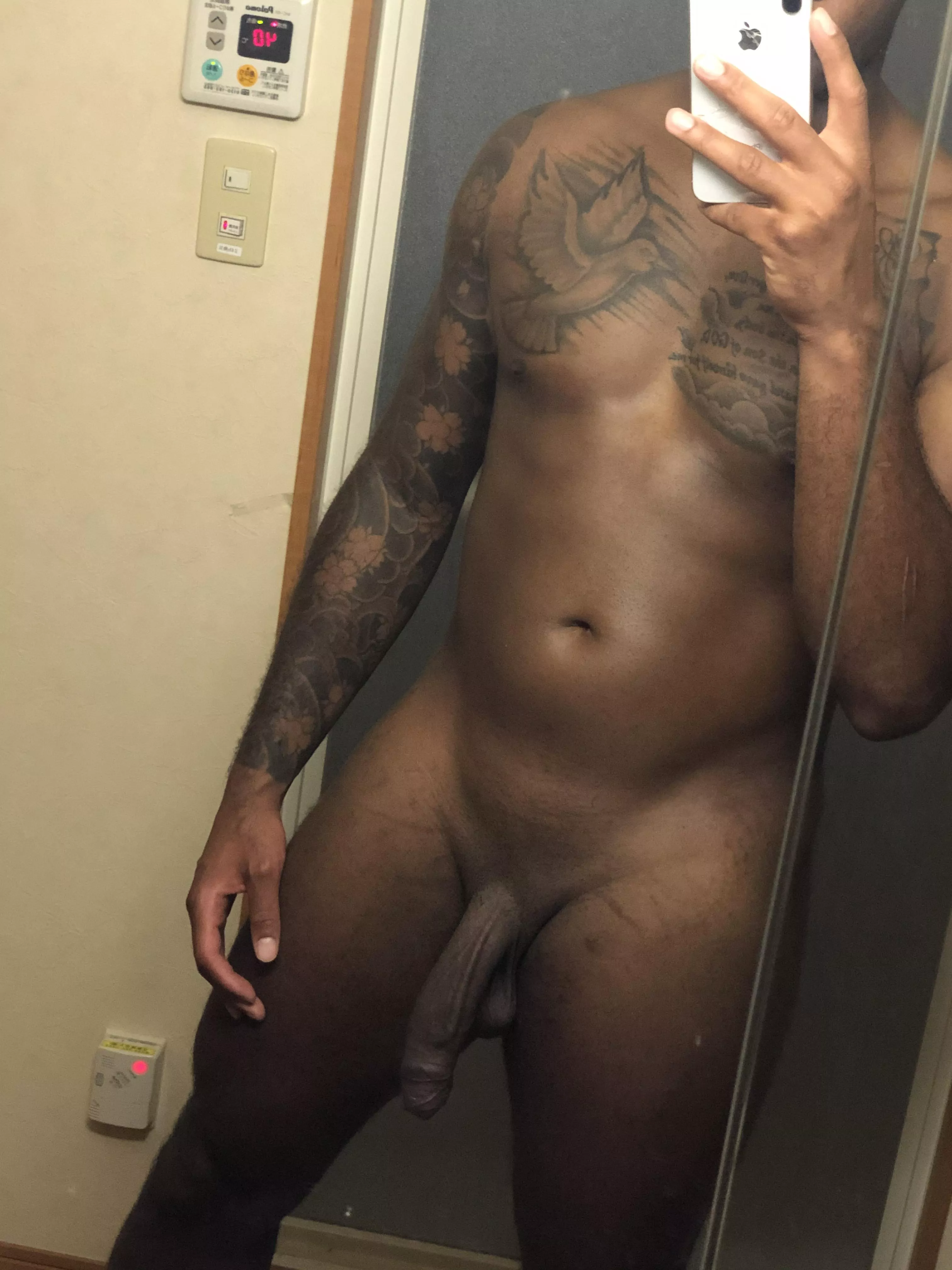 Who odwn to give me some head? posted by extensionmongolian