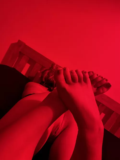 Who said the red light district was only in Amsterdam 💋✨ Comments and DM’s open and welcome by Emily13xoxo