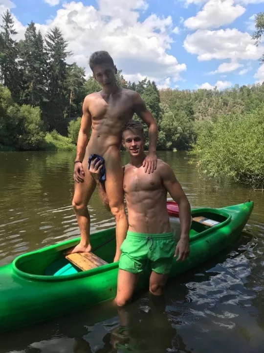 Who Says It Has To Be Your Own Crotch? posted by NudeBiGuy