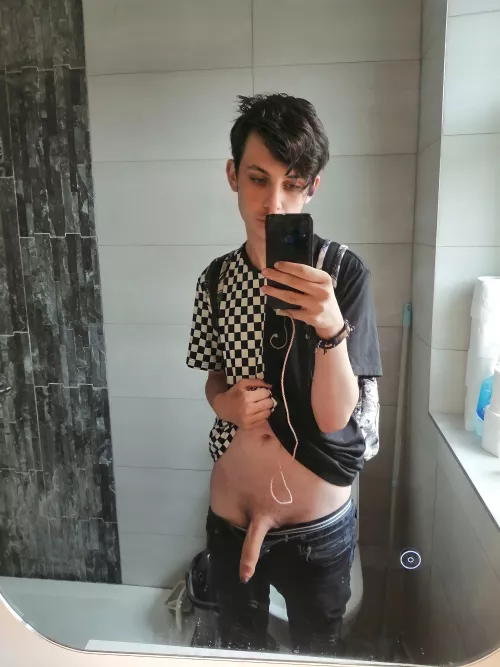 who tryna fuck??? by lilfemboi190