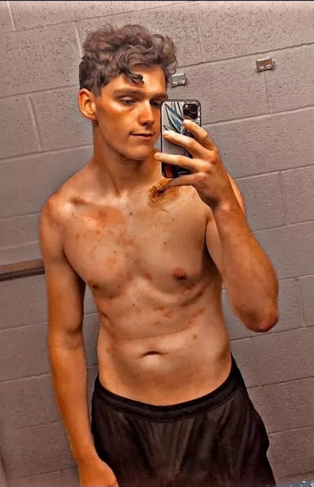 Who tryna suck his dick? by BonerBulgeShoutout