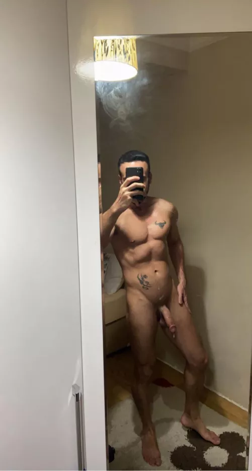 Who wanna come closer😈 by -Bullwayne-