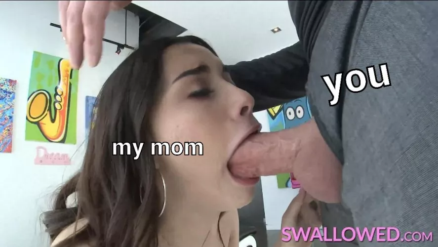 Who want to see name in my moommy mouth i can write your name on this pic come dm by Sufficient-Fortune19