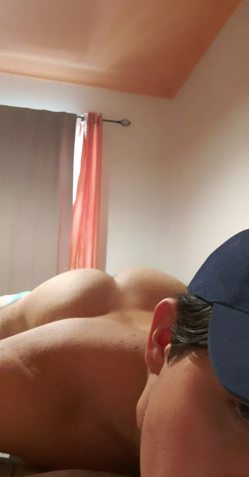 Who wants a cute guy with a bubble butt? by HotBoy139