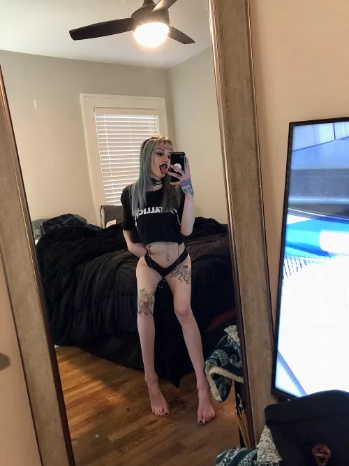 Who wants a lick? by OFbadkitty111