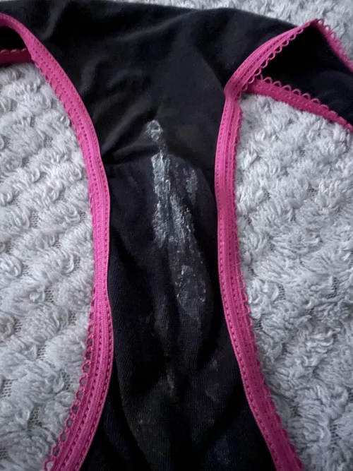 Who wants a lick? 👅 by pirateship-1