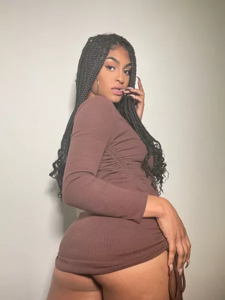 Who wants a nude ? by Emoriiisp