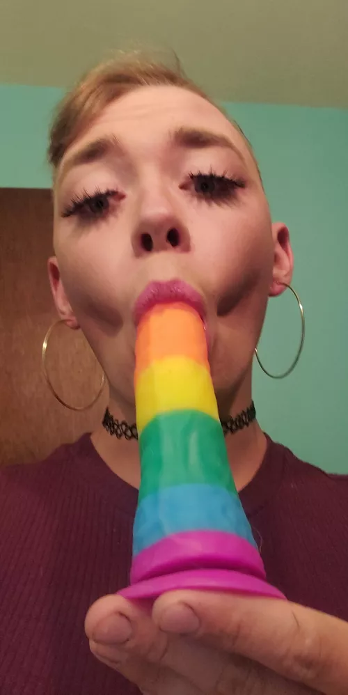 who wants head from me by sissyboii18