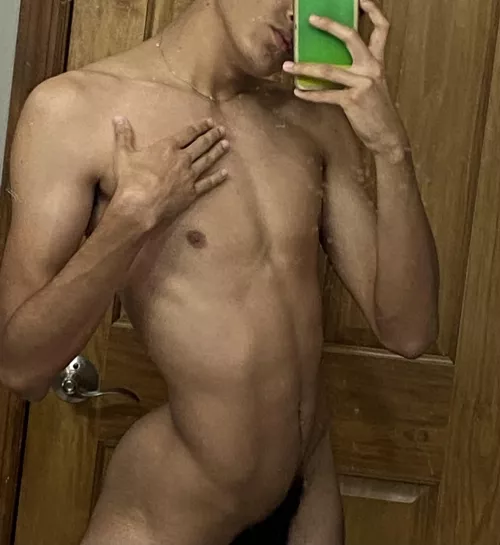 Who wants me for Christmas 🥺 18 by mxvxz