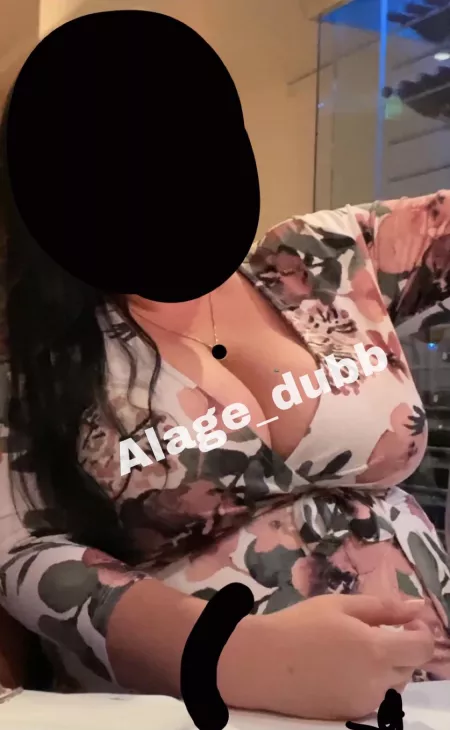 Who wants more of my woman? Comment what you think of her. by Algae_dubb