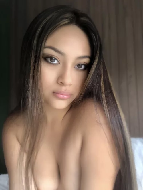 Who wants this lips? by Ale_bebarmy