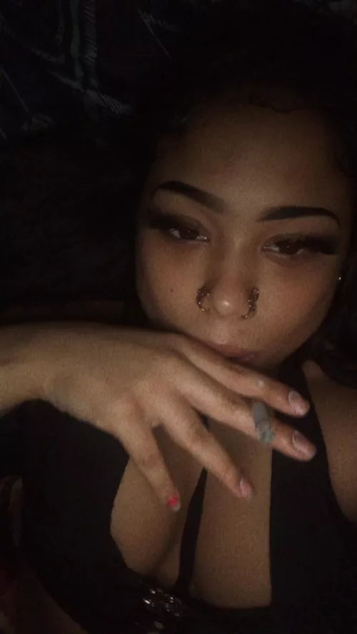 Who wants to be my ashtray 🚬💨 by ShonenSlxt