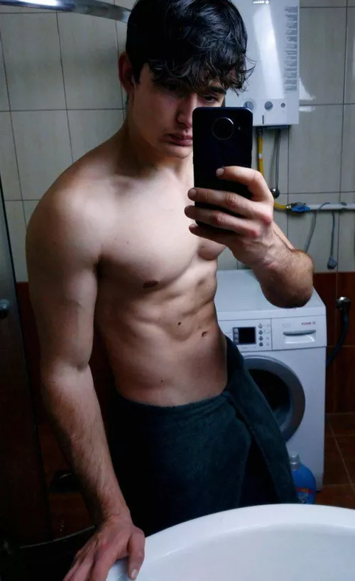 Who wants to be my bottom?😘😈 by PromptThick