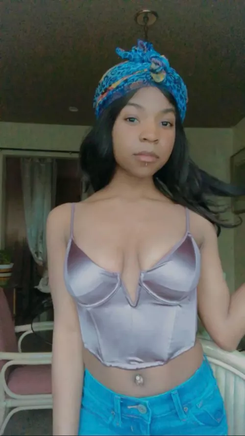 Who wants to be my cuck slave🥰 by komaka97