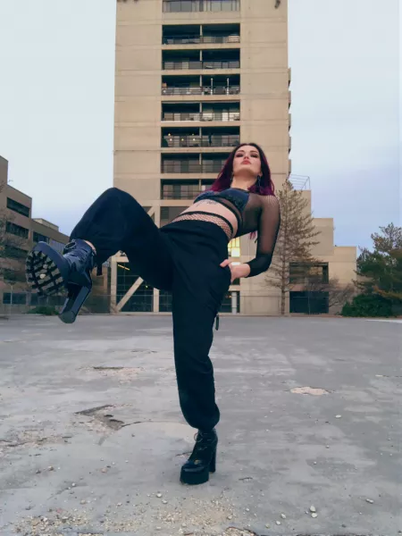 Who wants to be stepped on? by MissElAmbrosia