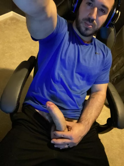 Who wants to blow while I play?(; by Inevitable_Weekend_7