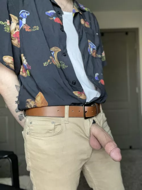 who wants to come get it hard for me? by stardustgravity