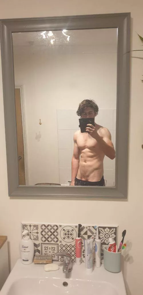 Who wants to come to bed with me? by AccomplishedClerk715