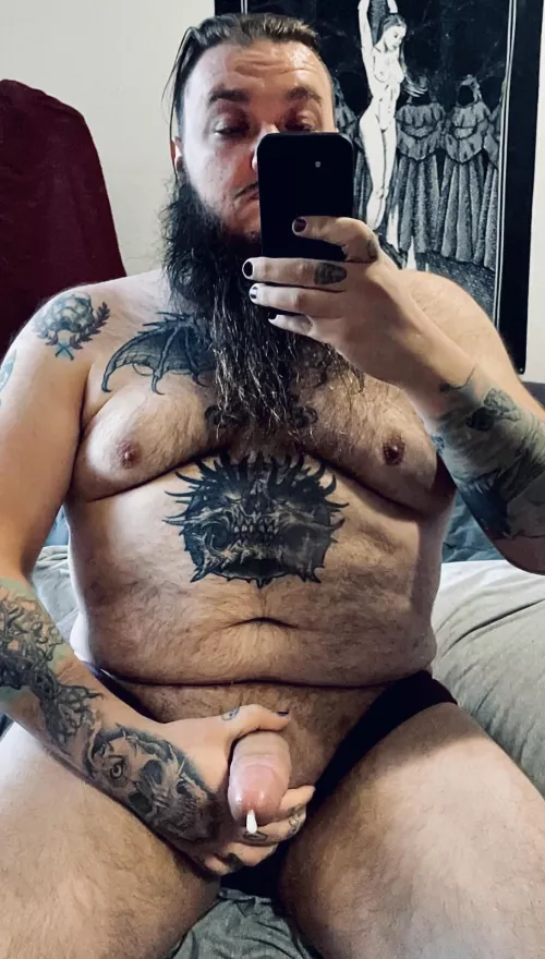Who wants to cum and drain Daddy dry 👻 by Linkenstein1