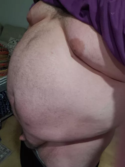 Who wants to cum and rub my belly? by IllustriousSpeech324