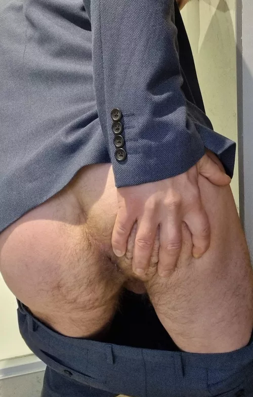 Who wants to cum to the office ? by son2507