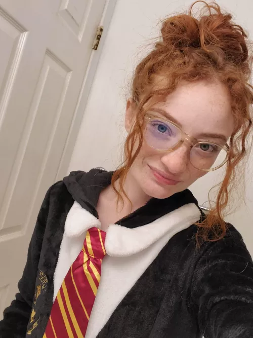 Who wants to do a Harry Potter marathon? by theburningbeauty