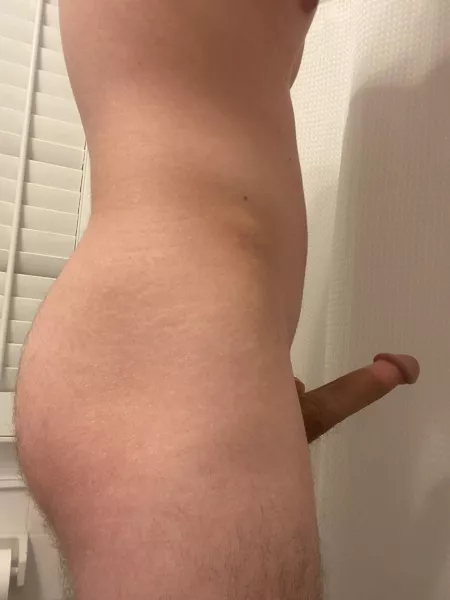 Who wants to fuck a straight 18 y/o by RepresentativeOk7663