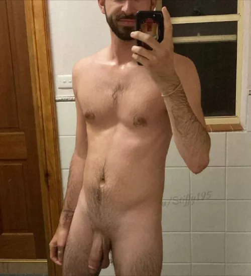 Who wants to get me hard? 😏 by Stiffy195