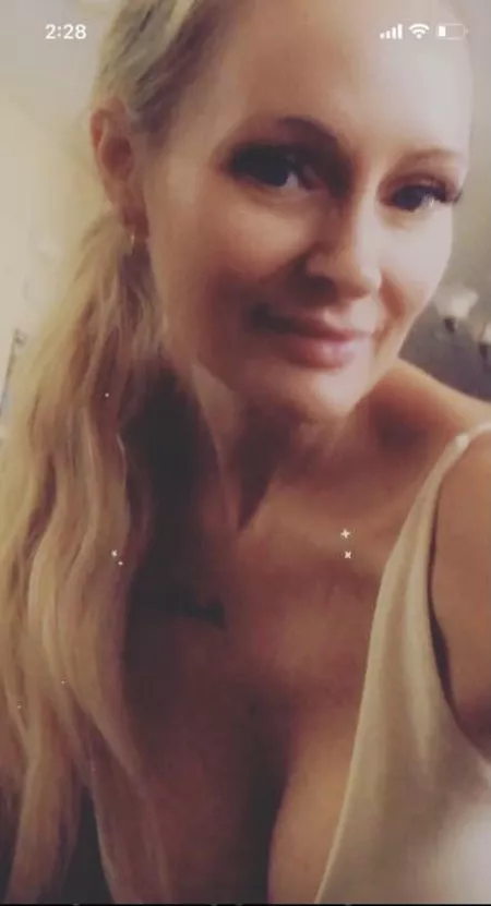 Who wants to have this sluts IG. A cuck wanted me to expose his slutty mom. What would you do with her? by LoveMyMomsBoobs2