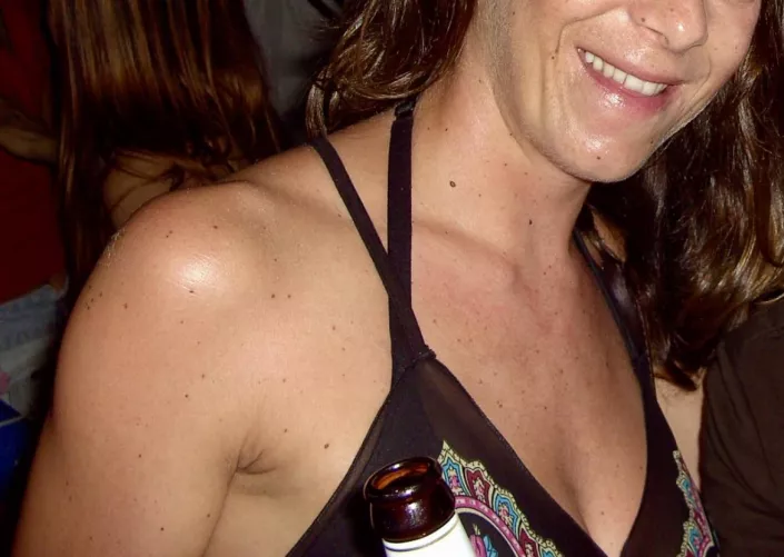 Who wants to jerk off with me on hot no nudes of my natural freckled wife (42) via live webcam? DM only with second screen 🔥 by hengzt3