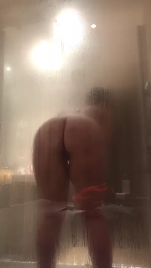 Who wants to join me? by brittxteasex