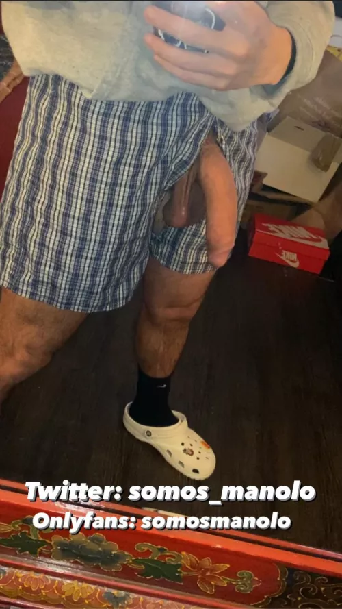 Who wants to lend a hand or a mouth? by younghungstudd18