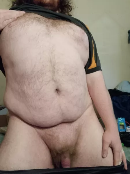 Who wants to own me as their submissive slave? by Formal_Leopard_4129