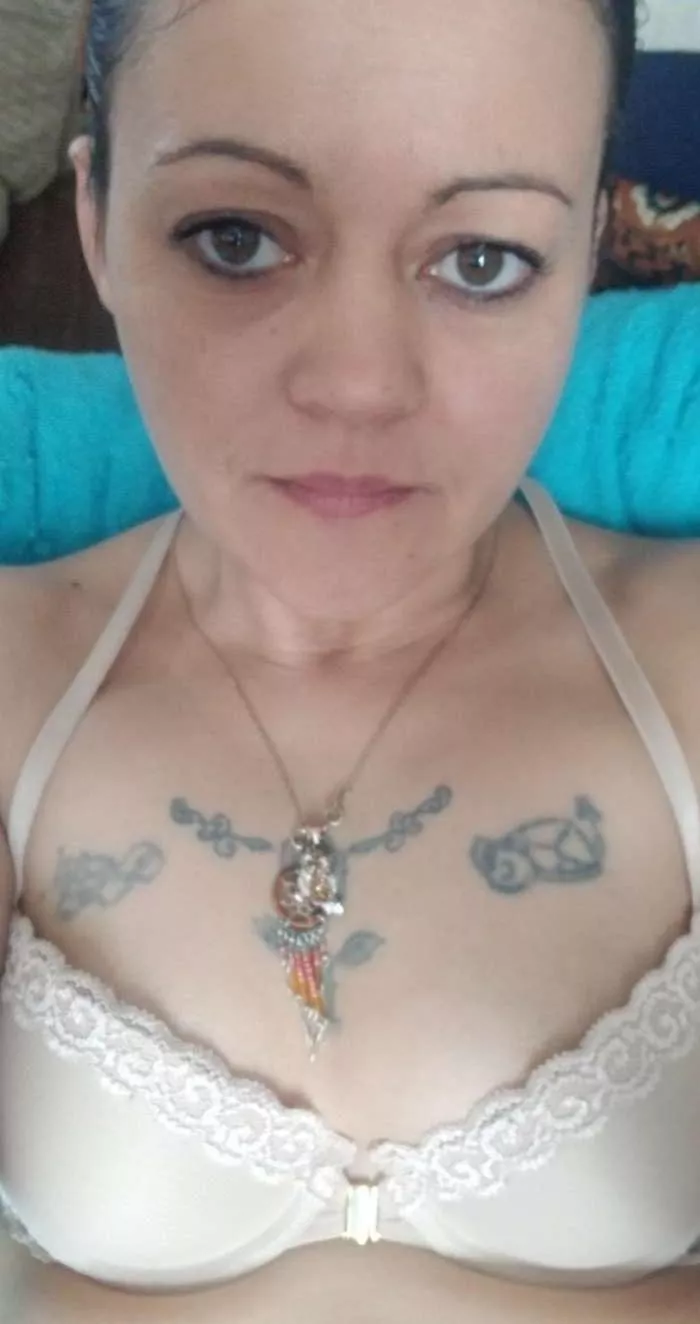 Who wants to play games with me? posted by Cupcake0531