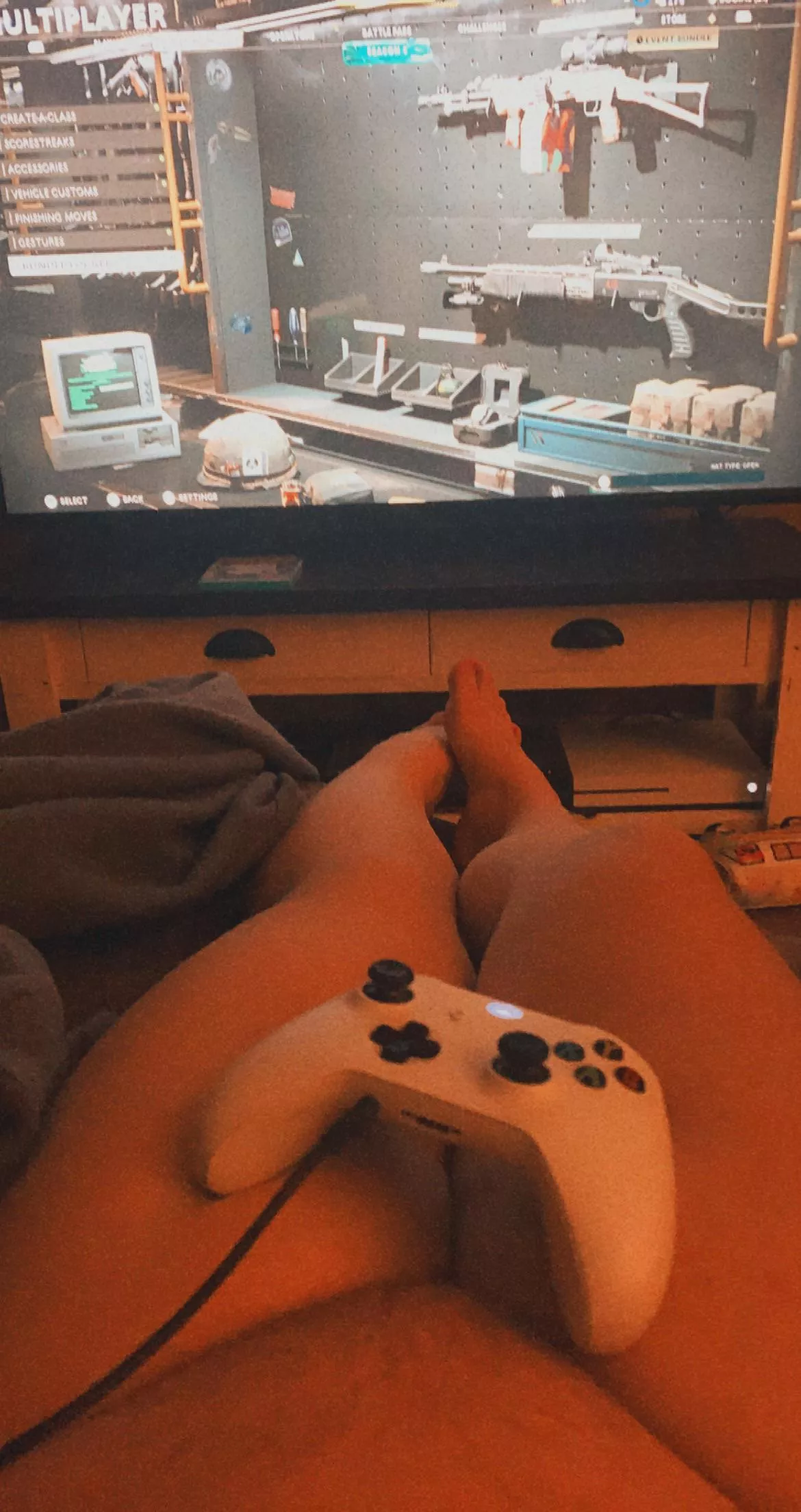 Who wants to play?😈 posted by DangerousCoconut4069