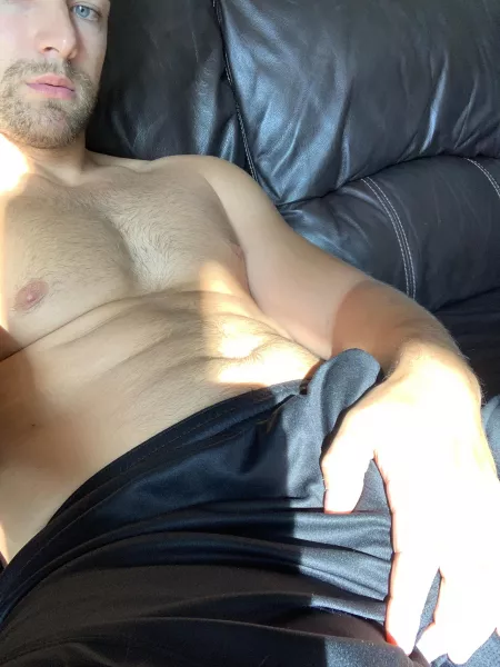 Who wants to play this morning? by FulllOfJizz