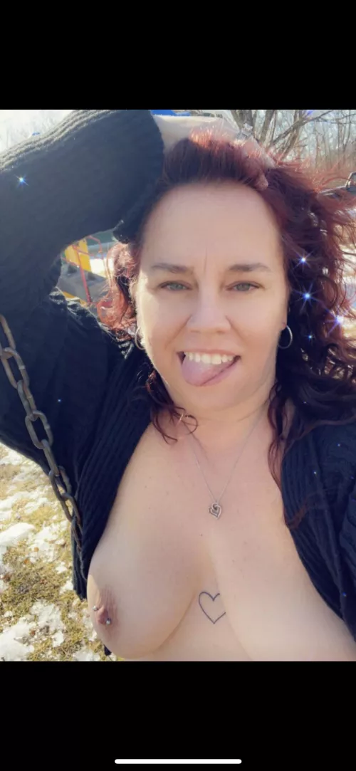 Who wants to play with me? by dee-monroe