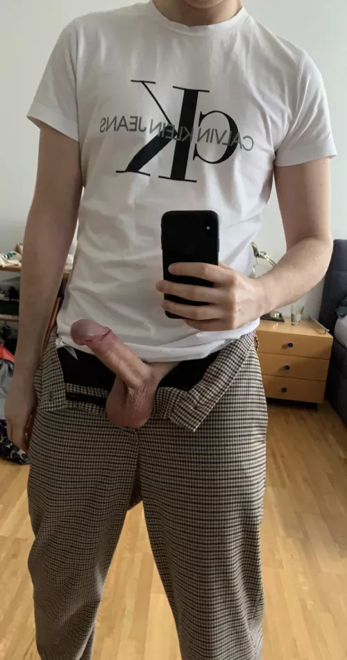 Who wants to play with my joystick? by thelion_12