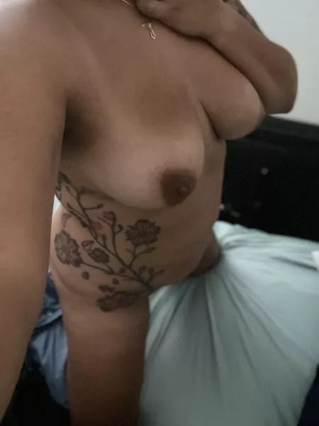 Who wants to play with my nipples 😈 by baby_girl_vanessa93