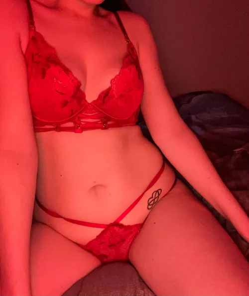 Who wants to play with this naughty young wife😈 by KinkyMilfKate