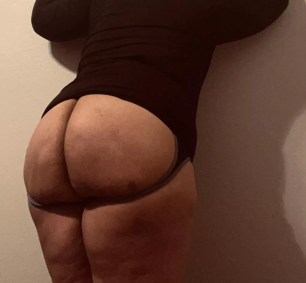 Who wants to pop my bussy posted by Illustrious-Flight14