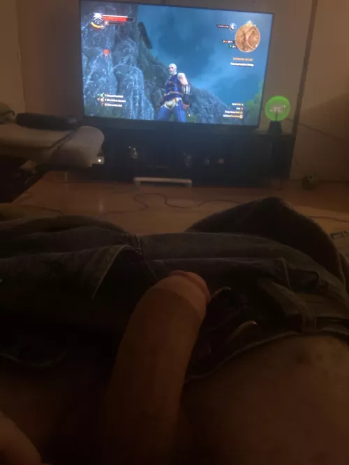 Who wants to ride me while I hunt monsters? [M4f]